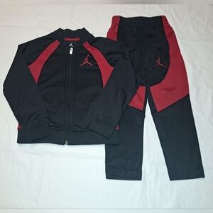 Boys Size 4 Jordan Set Like New